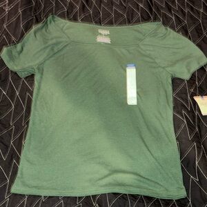 New NWT Arizona co large squire green large ribbed tee shirt
